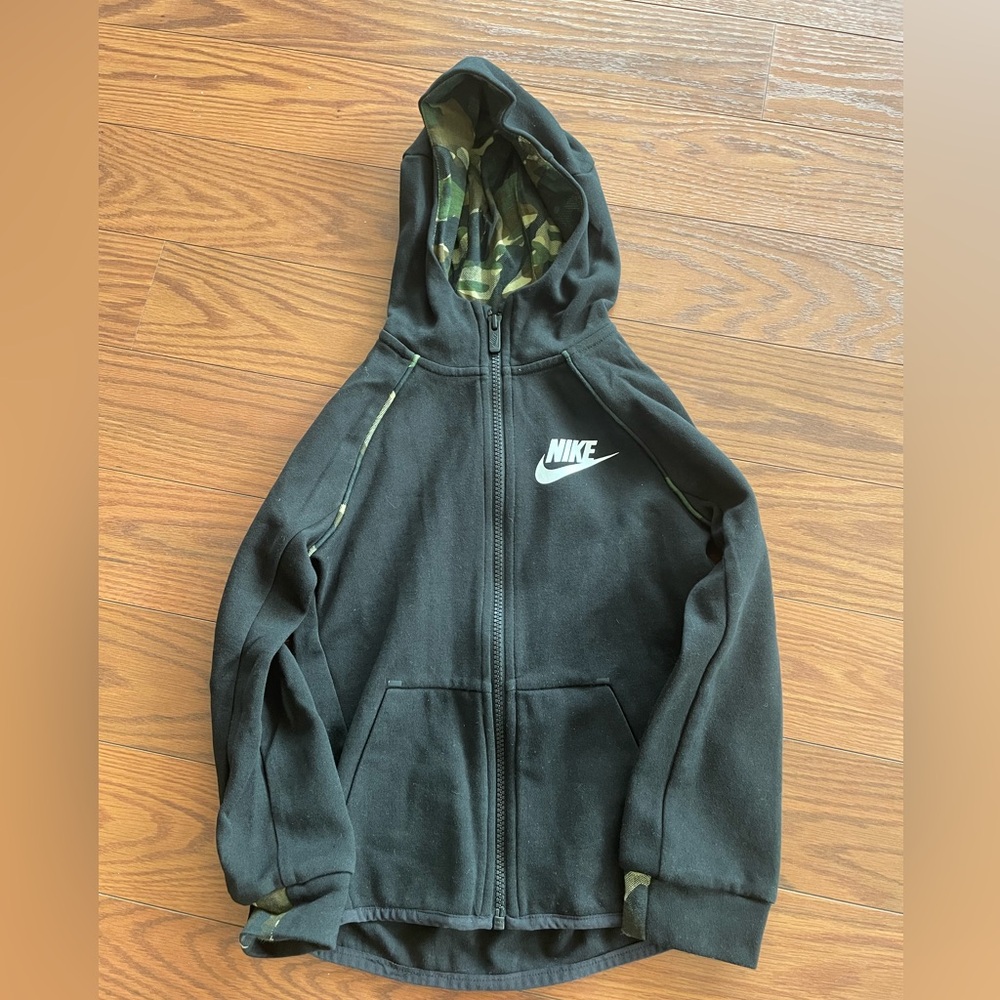 Nike Black and Green Hooded Jacket with Full Zipper